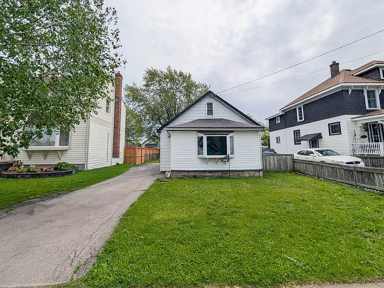 168 Borden Ave — Photo 21