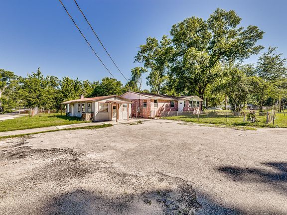 2nd image of 6334 Restlawn Dr