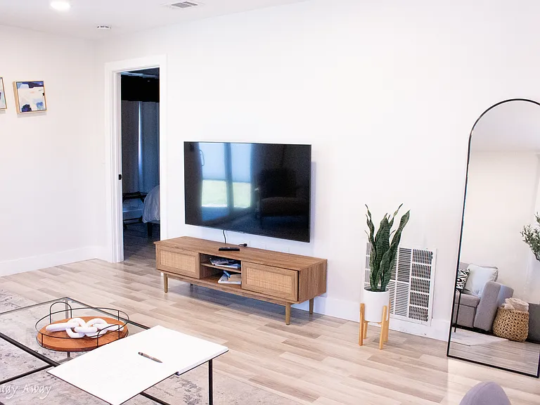 8 Bay Acres Ave #8 — Photo 12