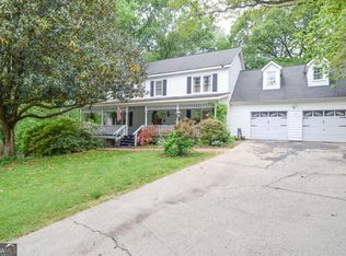 5500 Georgetown Trce SW, Lilburn, GA 30047