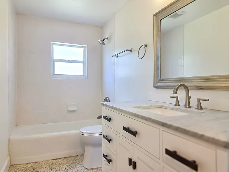 7316 NE Waldo Rd — Photo 15