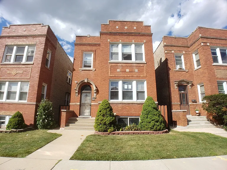 4830 W Newport Ave #1 — Photo 2