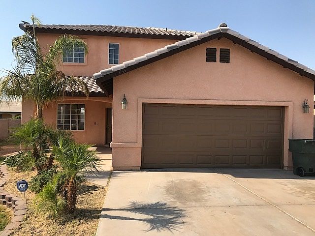 1st image of 634 E Maricela St