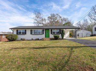 5 Birchwood Dr, Greenville, SC 29605