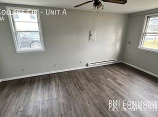 126 College Cir #A, Staunton, VA 24401