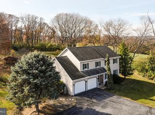 304 Bunker Hill Rd, Robesonia, PA 19551