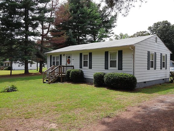 3rd image of 1255 W Chapel Dr