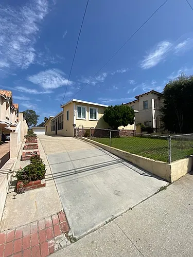 2009 Vanderbilt Ln Photo 1