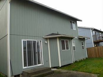2nd image of 1123 127th St E