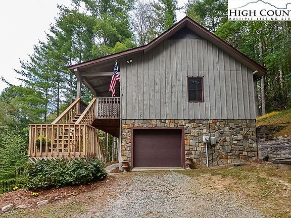 3rd image of 217 White Pine Trl