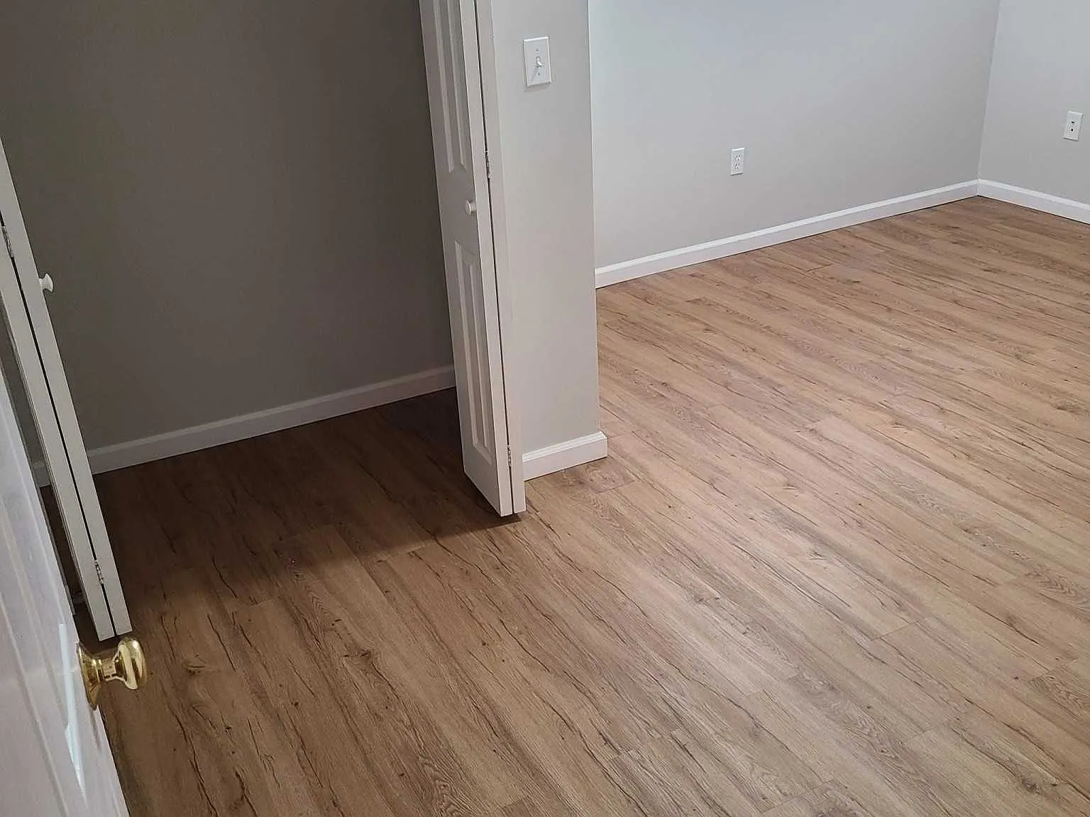 5 bed, $5,100 — Photo 3