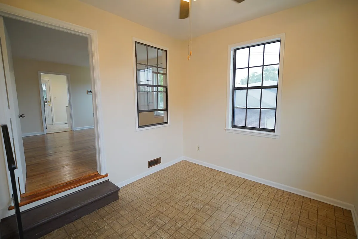 Building Photo - 212 Rudy Hubbard Way