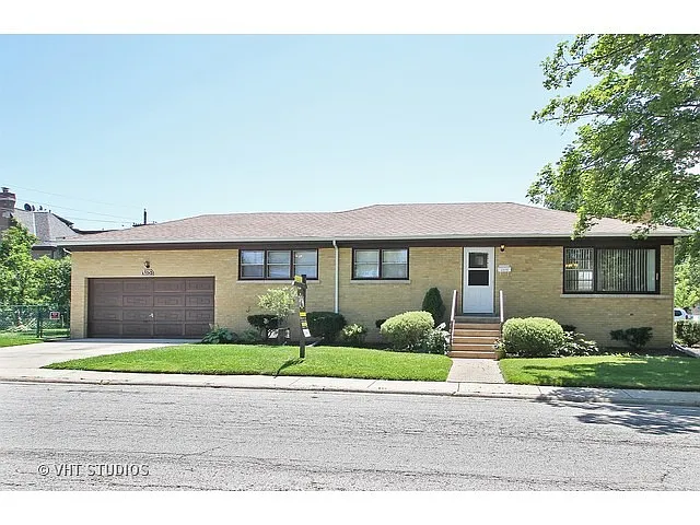 4375 W Jarvis Ave photo 1