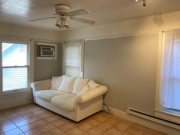 2nd image of 608 Highland St N #1