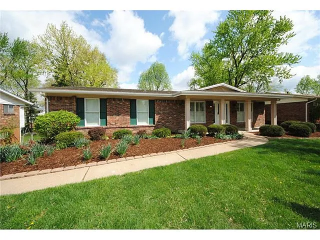 1207 Blairshire Dr photo 1