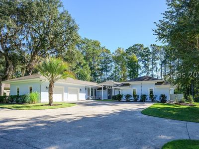 1 Greenwood Dr, Bluffton, SC, 29910