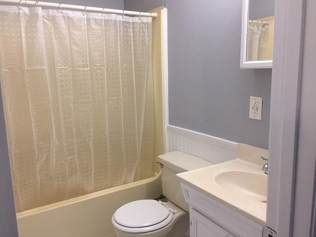1st image of 4309 Valley View Dr