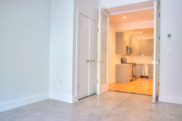 Rented by Oxford Property Group | media 26