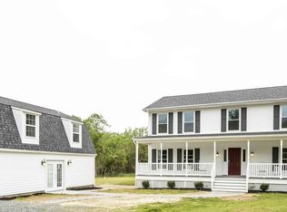607 Old Point Rd, Chester, MD 21619