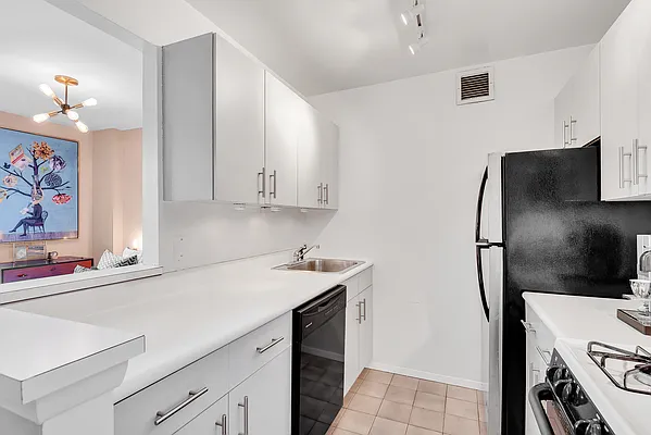 Rented by Compass | media 3