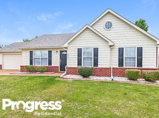 4470 Shadow Hollow Dr, Horn Lake, MS 38637