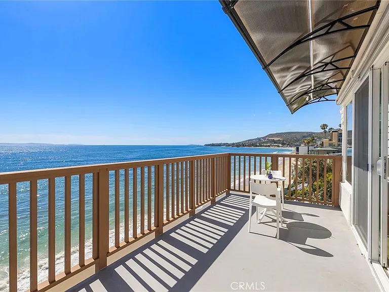 1045 Gaviota Dr #B — Photo 30