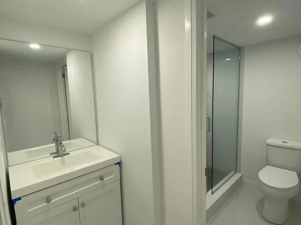 1506 Mendelson Hts #Basement, Milton, ON L9E 1H3