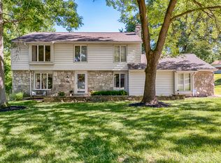 5 Sweetwood Ct, Ballwin, MO