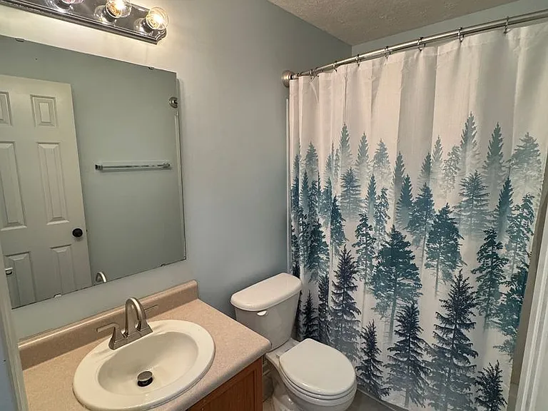 665 Americana Dr — Photo 13