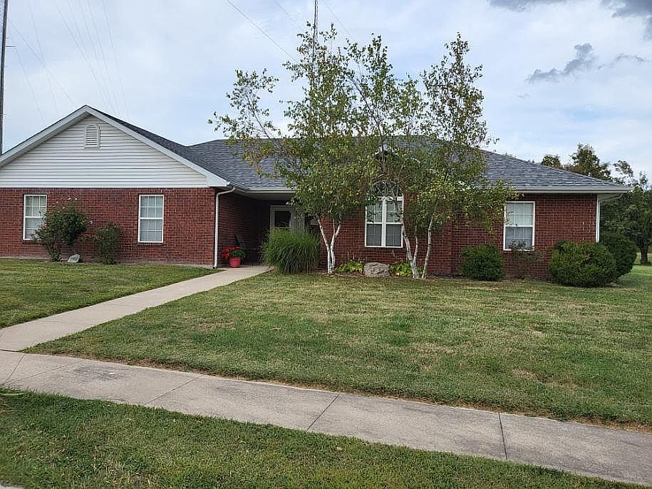 1st image of 2300 Chouteau Ln