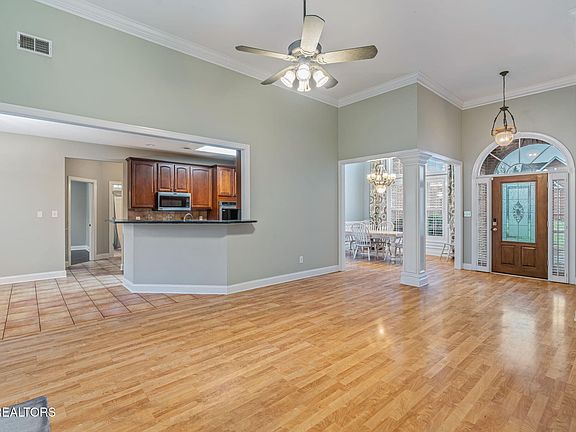 2nd image of 2607 Wild Fern Ln