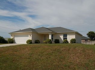 2121 NE 17th St, Cape Coral, FL 33909