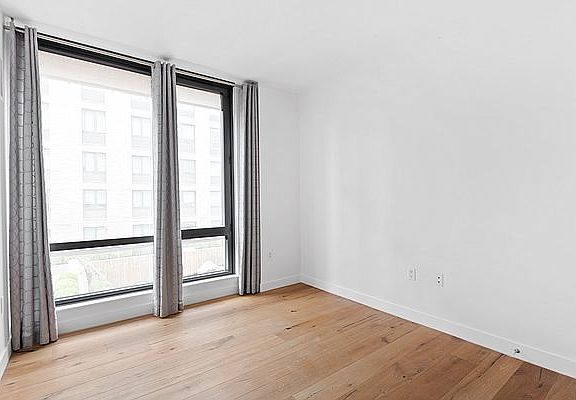 4th image of 23 W 116th St APT 3C