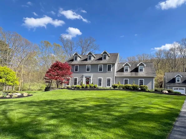 300 Tussey Terrace Cir, Centre Hall, PA 16828