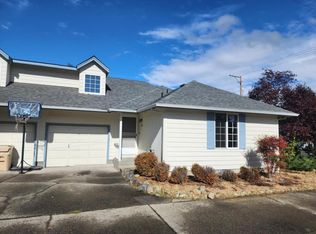 508 NW Dimmick St, Grants Pass, OR 97526