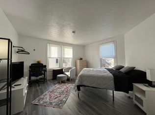 41 Maplewood Ave APT 2, Crafton, PA