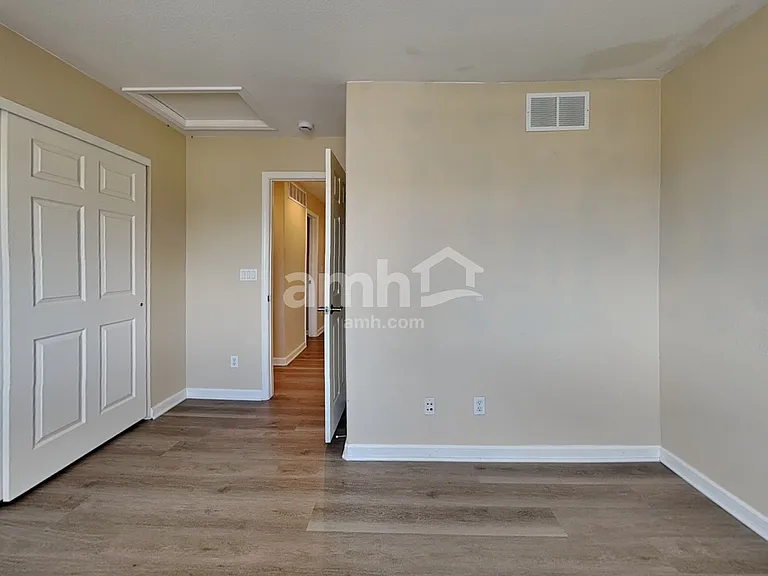 9742 Jasper Dr — Photo 15