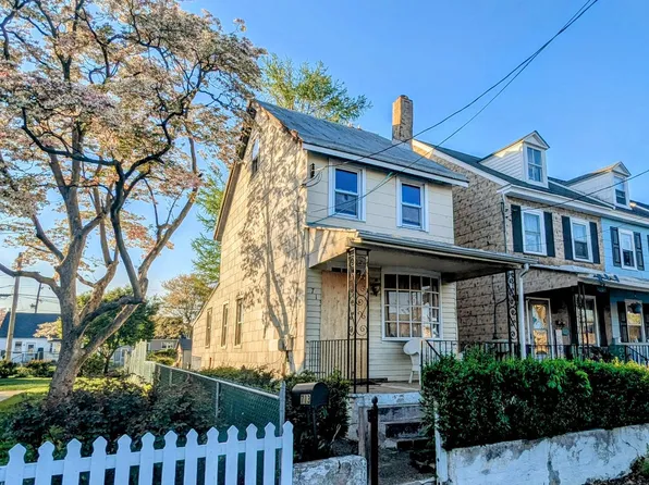 713 Garden St, Bristol, PA 19007