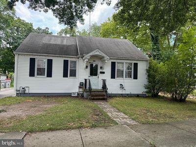 823 E Pear St, Vineland, NJ, 08360