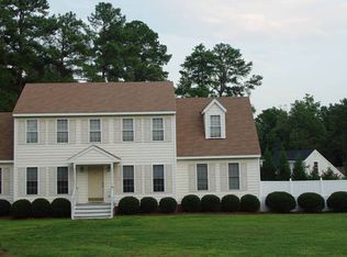 3037 Warfield Estates Ter, Chester, VA 23831