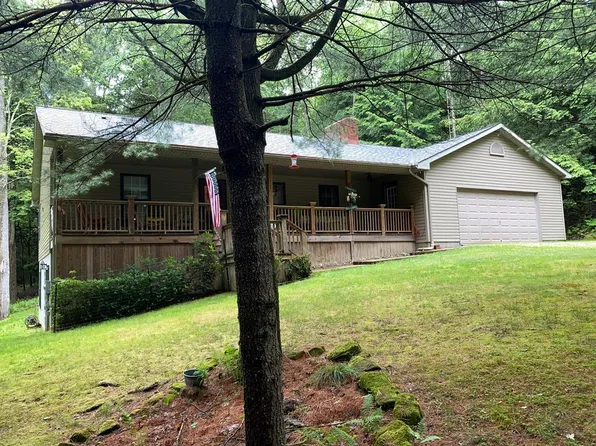 77 Shadetree Ln, Leeper, PA 16233
