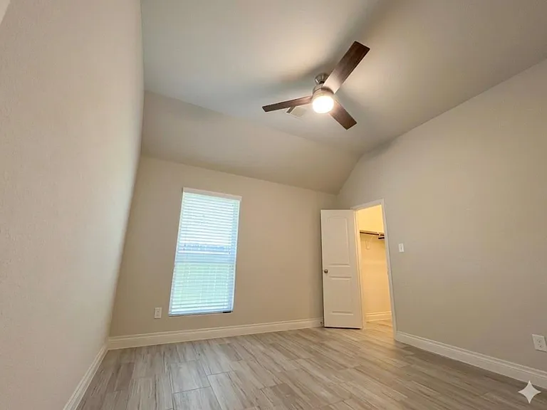 3719 Brampton Island Dr — Photo 10