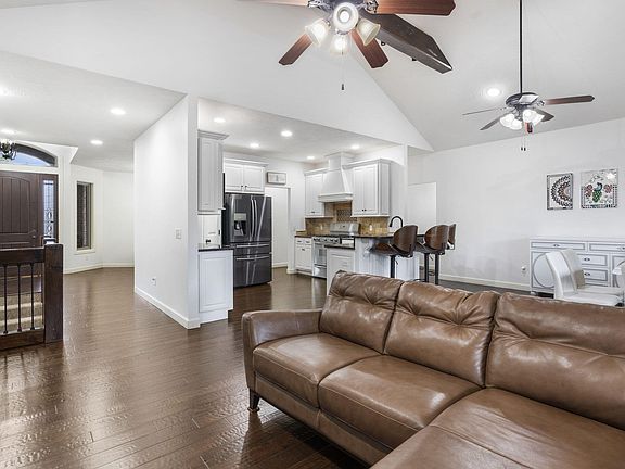 5th image of 2956 S Ranch Drive