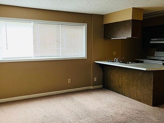 3rd image of 1409 Stoddard St #3