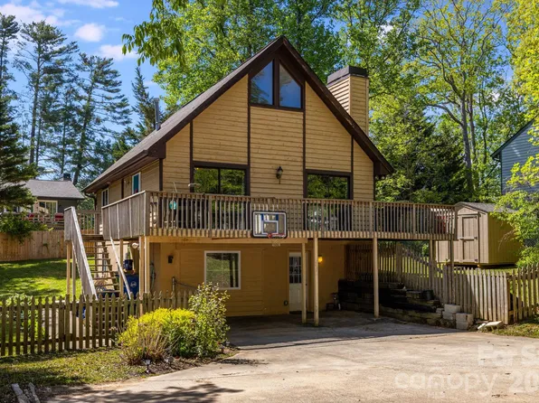 823 Fanning Bridge Rd, Fletcher, NC 28732