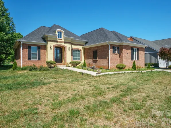 101 Long Meadows Dr, Shelby, NC 28086