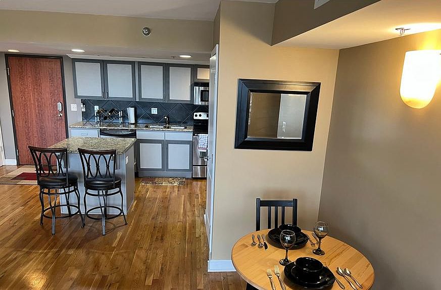 1st image of 600 Admiral Blvd APT 606