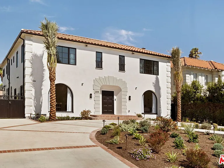 308 S Highland Ave — Photo 1