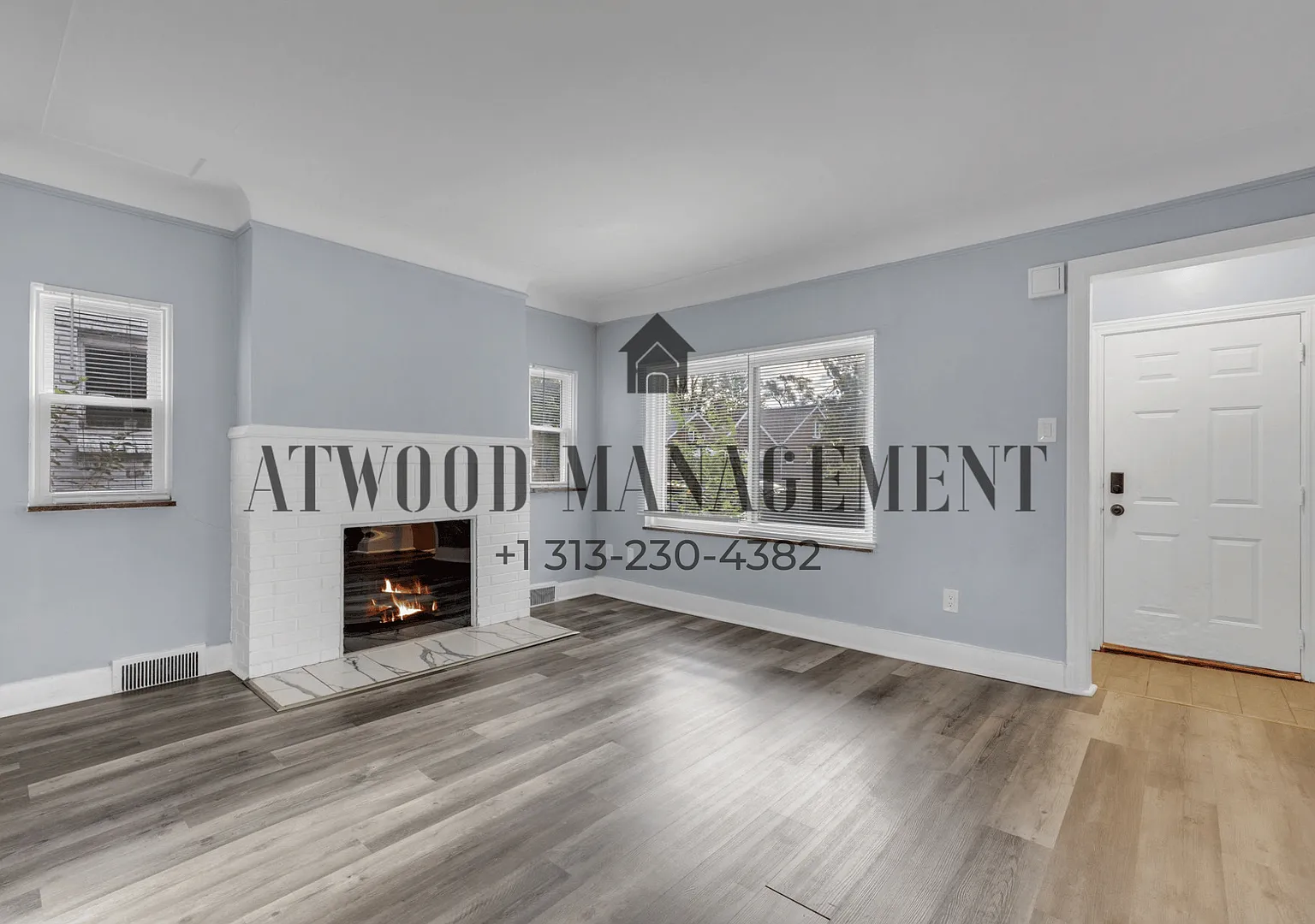 This beautifully updated 2-bedroom, 1-bath single-family home is ready for move-in! — Photo 2