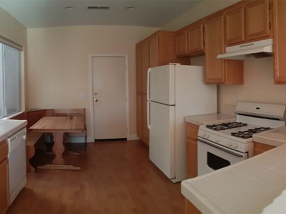 2nd image of 10922 Ivy Hill Dr Unit 6
